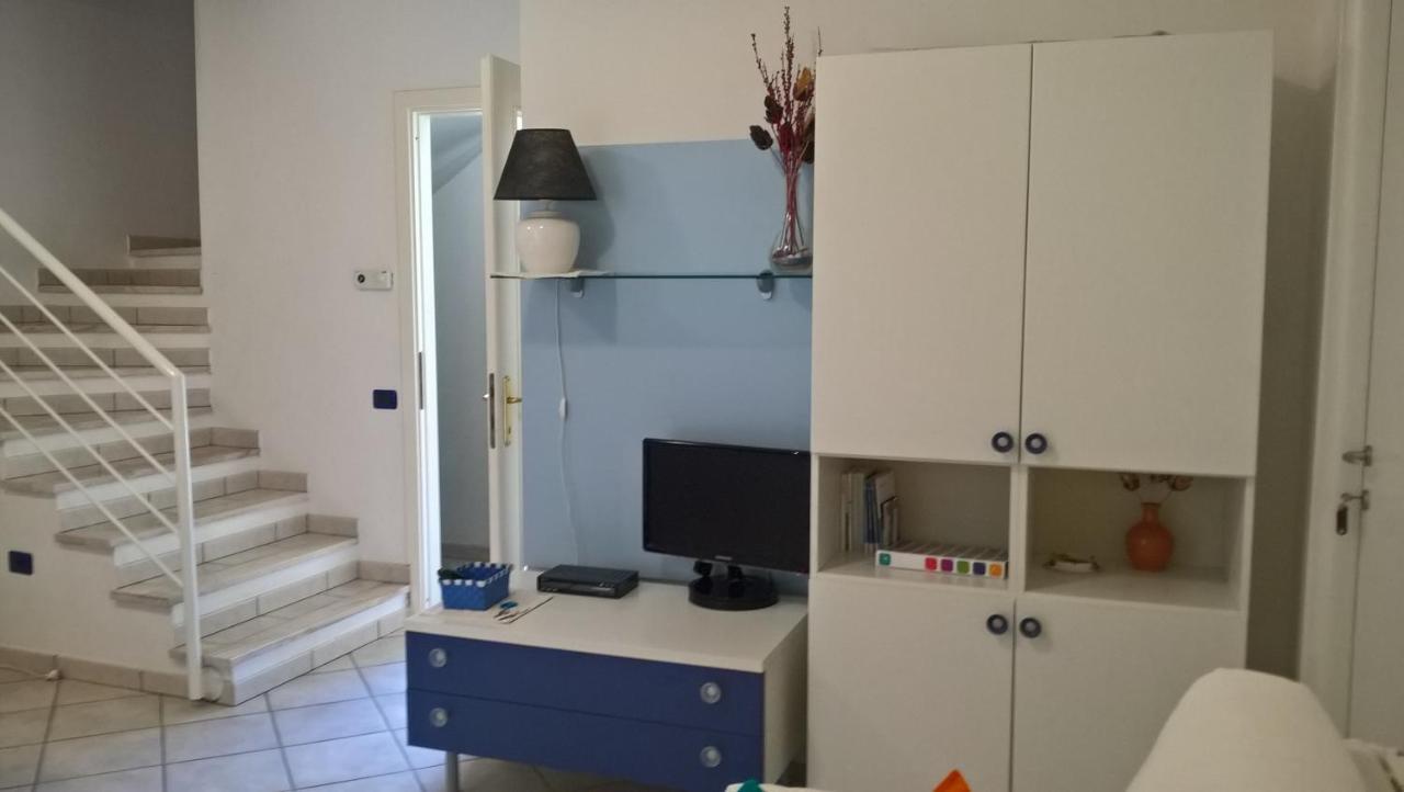 La Casa Nel Borgo Villa เกีย ภายนอก รูปภาพ